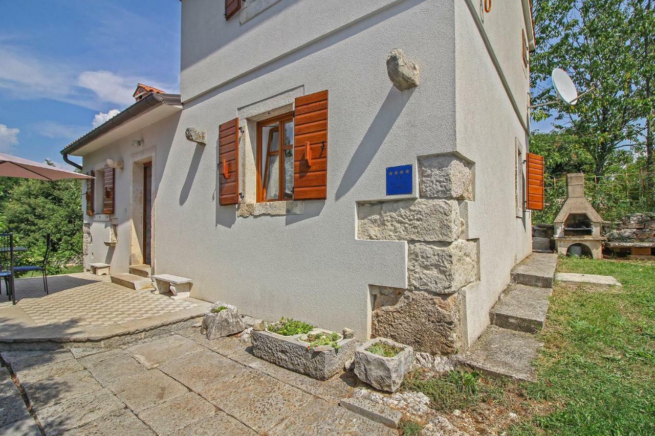 Jakov In Zupanici Лабин Екстериор снимка